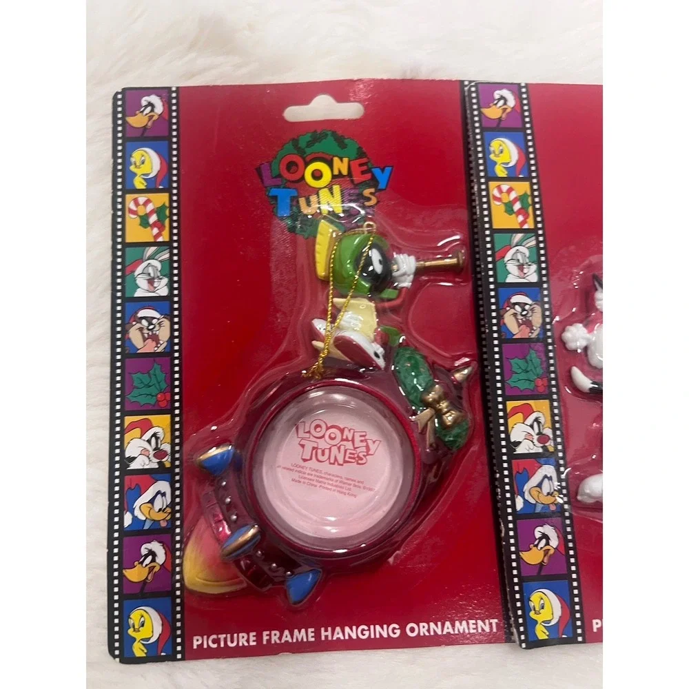 Vintage 1997 Looney Tunes Picture Frame Hanging Ornament Sylvester & Tweety Bird